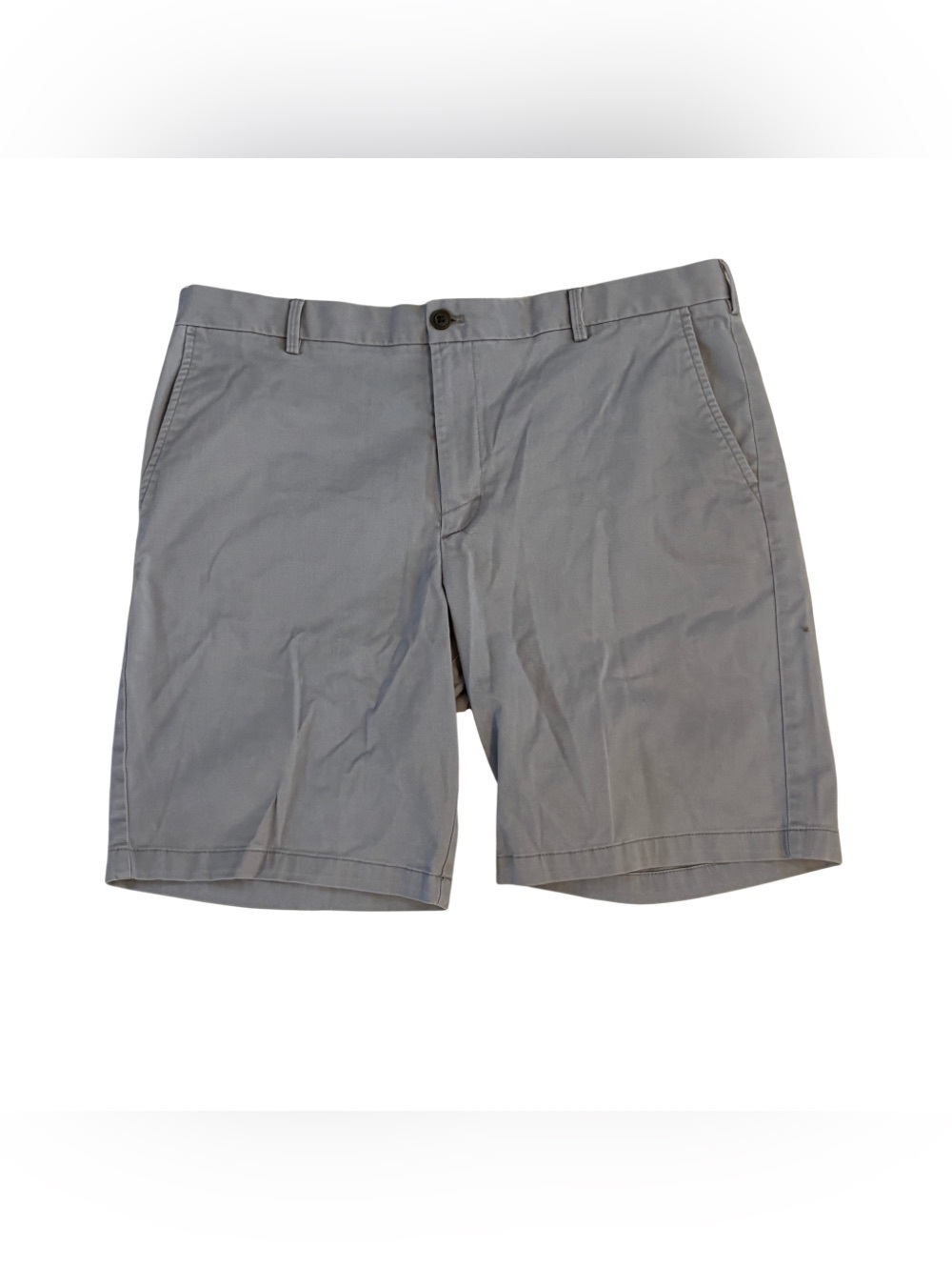 IZOD Mens 38 Chino Shorts Gray Stretch Flat Front Casual Golf 9 Inseam